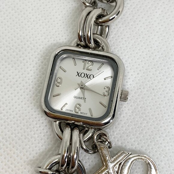 Xoxo silver tone women watch quartz analog 24mm charm chain size 7” running - Picture 2 of 7